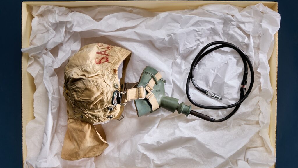 How a physician’s DIY device helped Americans summit Everest