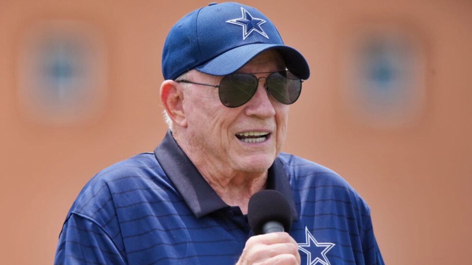 Jerry Jones drops bombshell update on Cowboys’ potential Maxx Crosby pursuit