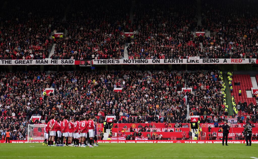 Man United leading race to sign £80 million midfielder