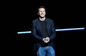 Warner Bros. Discovery shareholders back sale to Paramount Skydance