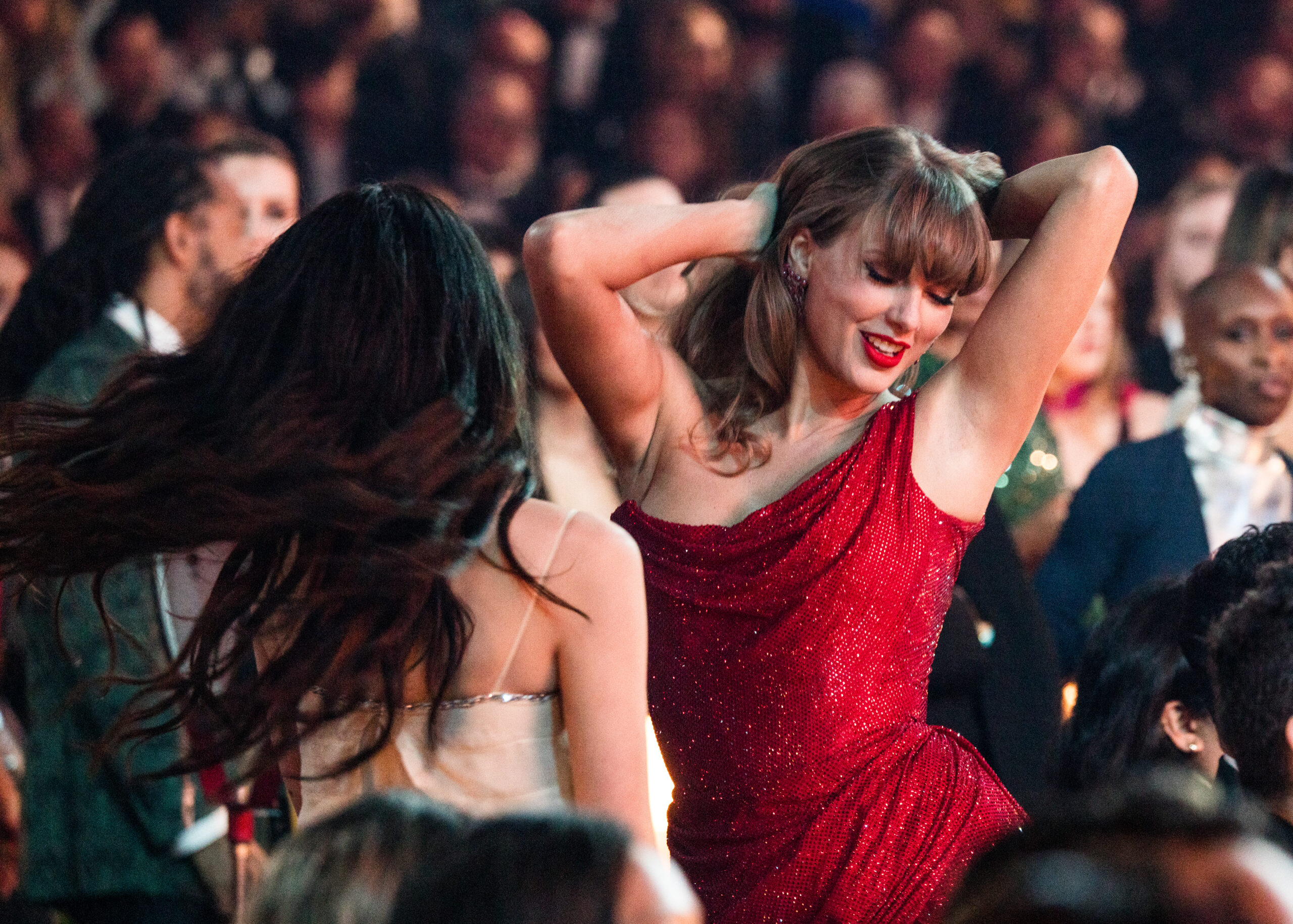 Taylor Swift files to trademark her voice, likeness to ward off AI deepfakes