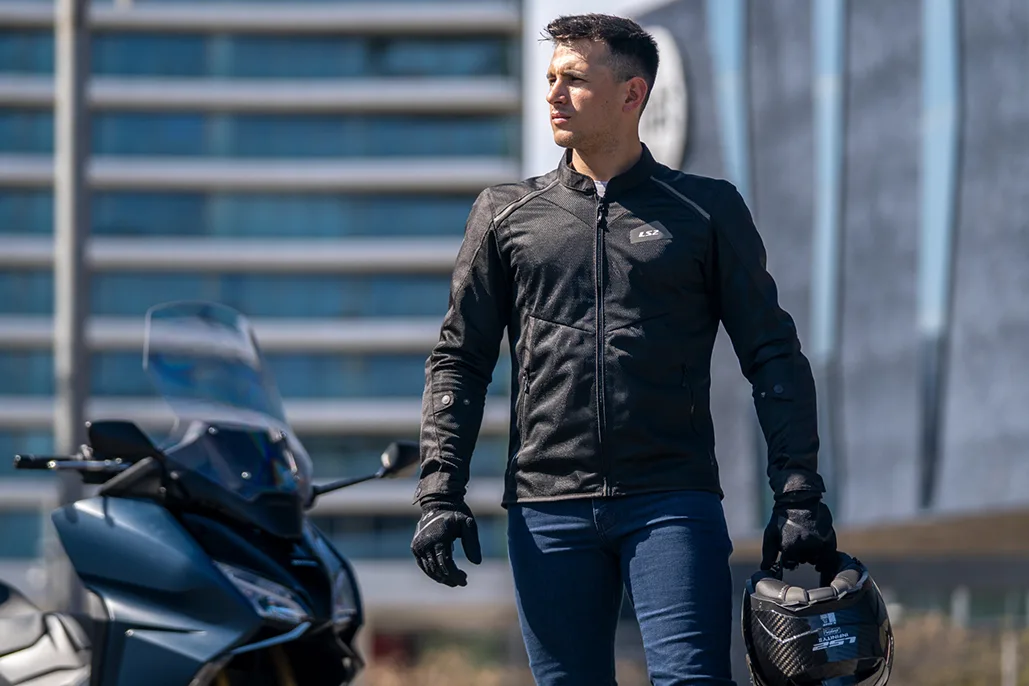 LS2 Jacket Makes Hot Rides a Breeze