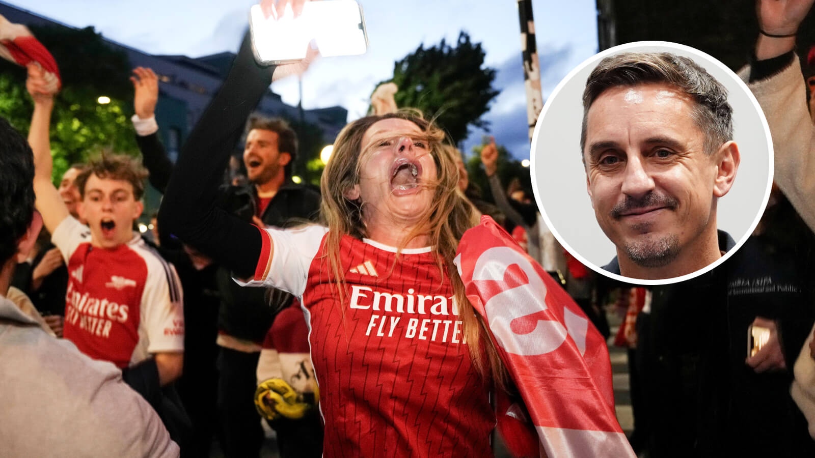 Arsenal fans cash in receipts on Neville and Carragher