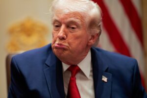 Trump Interrupts Cabinet Meeting to Ask About Statue of Himself