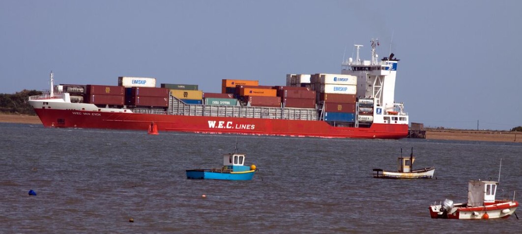 Saudi Arabia Calls for Safeguarding Shipping Lanes, Energy Flows at UN Meeting