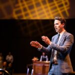 Mentalist Oz Pearlman Will Get Inside Trump’s Mind at the White House Correspondents’ Dinner