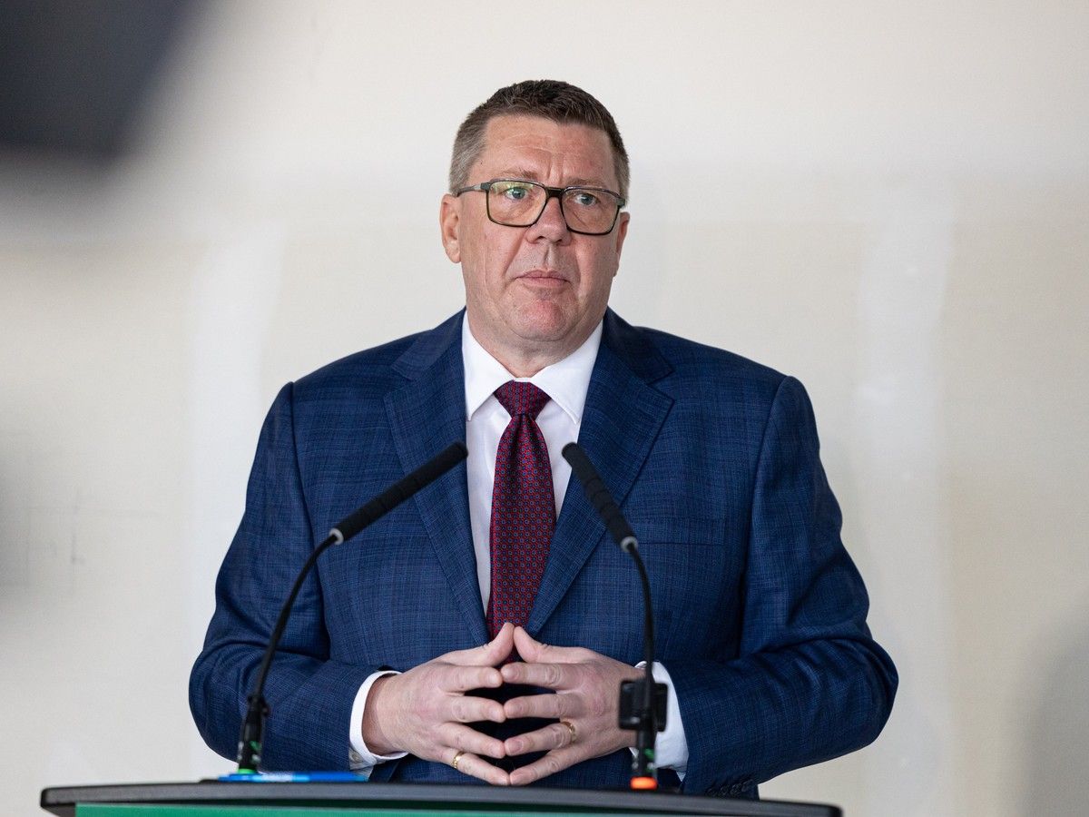 Letters: Federal political compensation in Ottawa is out of hand