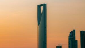 Saudi Aramco Looks to Raise $10 Billion from Real Estate Asset Deal