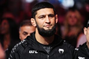 Paulo Costa drops a bombshell about Khamzat Chimaev fight, fans outraged