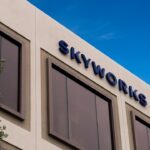 Skyworks (SWKS) Stock Climbs After Earnings Beat and Big OEM Win