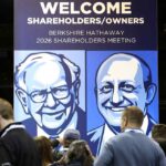 Berkshire cash pile climbs to $380bn as stock sales streak hits 14th quarter
