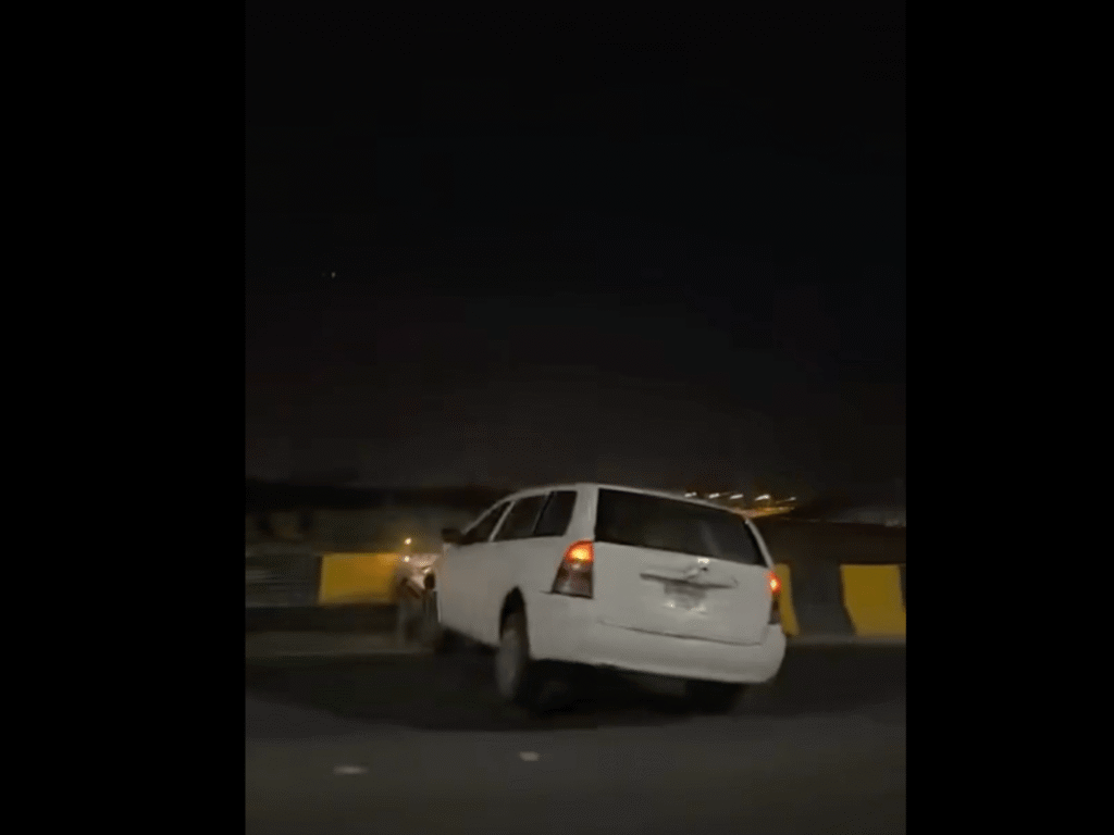 Accident on Kuwait motorway as Iranian missiles fly overhead