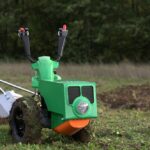 Solar-powered micro electric tractors bring light to farmers in Malawi