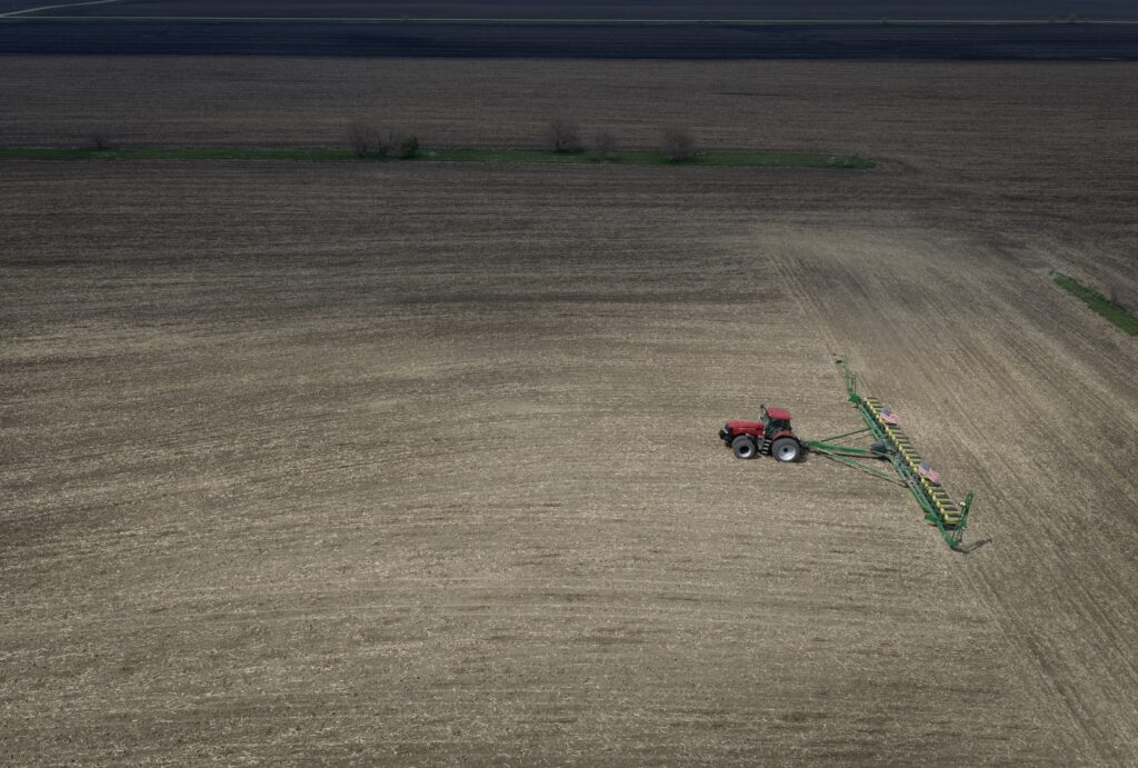 Trump’s Iran war is pushing American farmers to the brink