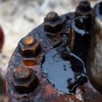 ‎Oil prices rise over 1%, head for weekly gains
