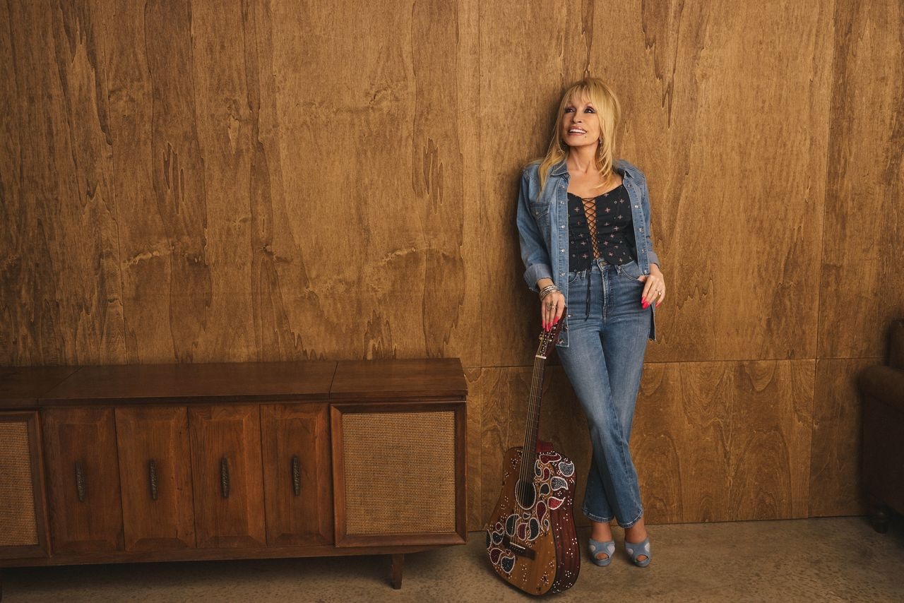 Jeans of Many Colors: Dolly Parton & Good American Drop a Third Denim Collection