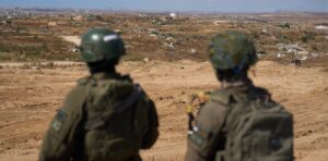 Is Israel planning to reoccupy the Gaza Strip? This is what’s happening behind the ‘yellow line’