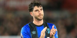 Tottenham hold in-person talks to hijack £31m deal instead of signing Senesi