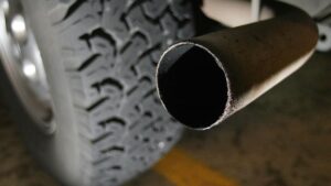 U.S. Auto Industry Proposes Vehicle Fee to Replace Gas Tax