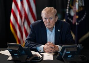 Trump Threatens Iran Strikes as Qatari Mediators Arrive in Tehran to Salvage Talks