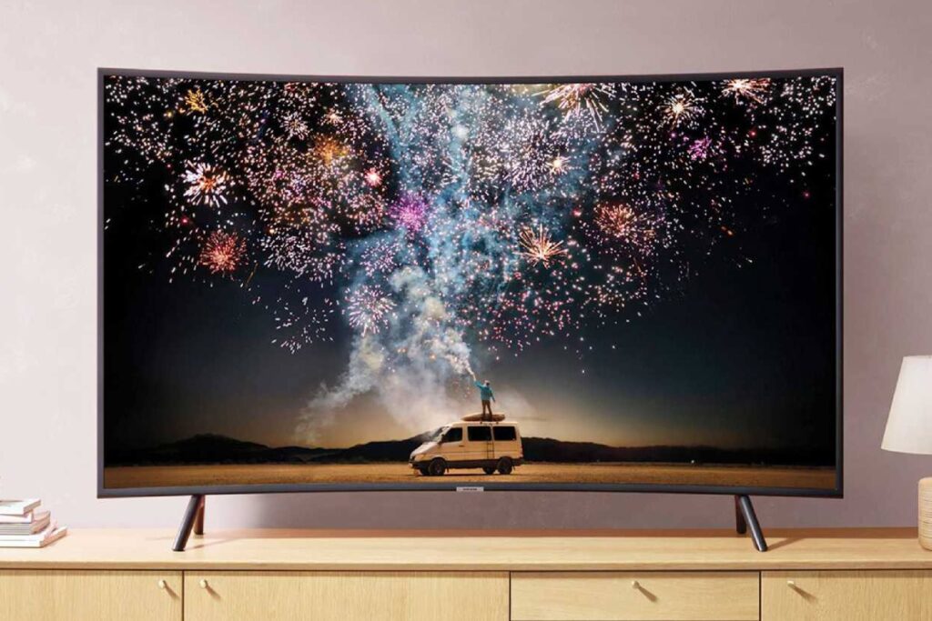 Curved TVs were supposed to be the future of home entertainment — here’s exactly why they disappeared