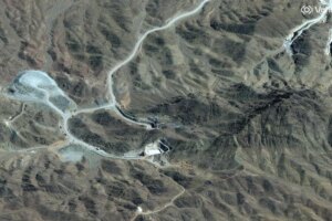Trump is urged to act on Iranian site feared impervious to airstrikes