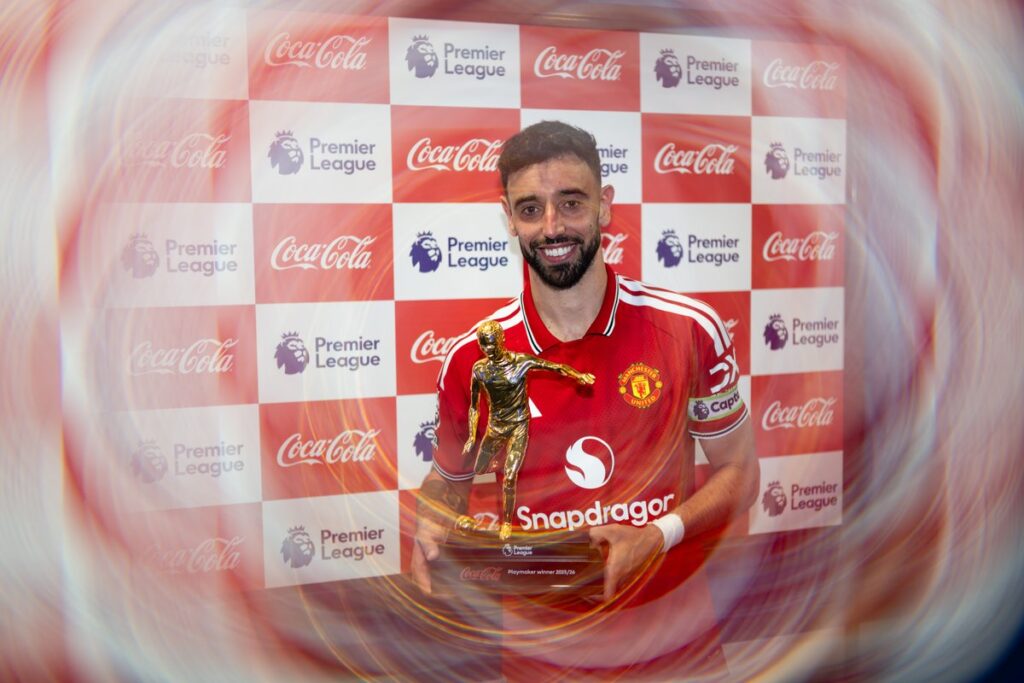 Fernandes presented with Playmaker award