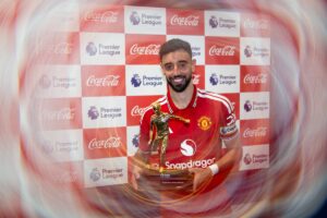 Fernandes presented with Playmaker award