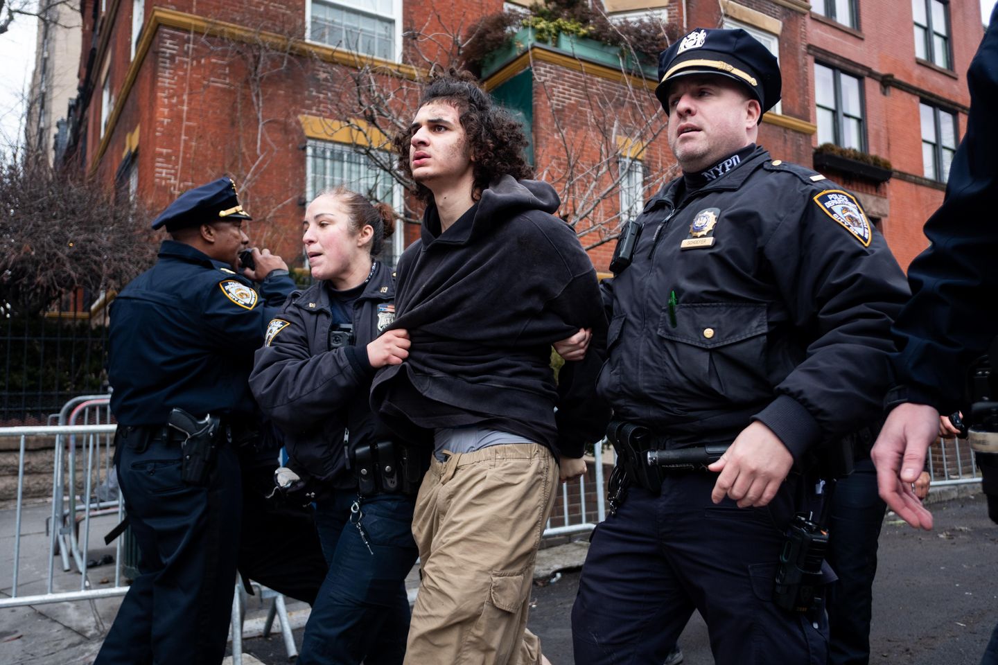 2 men plead not guilty in alleged Islamic State-inspired bomb attempt outside New York mayor’s home