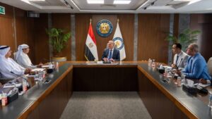 Petroleum Minister discusses new investment opportunities in Egypt with ENOC, Dragon Oil