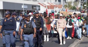 [VIDEO] Nigerians Gather At High Commission In South Africa, Decry Repatriation Delays