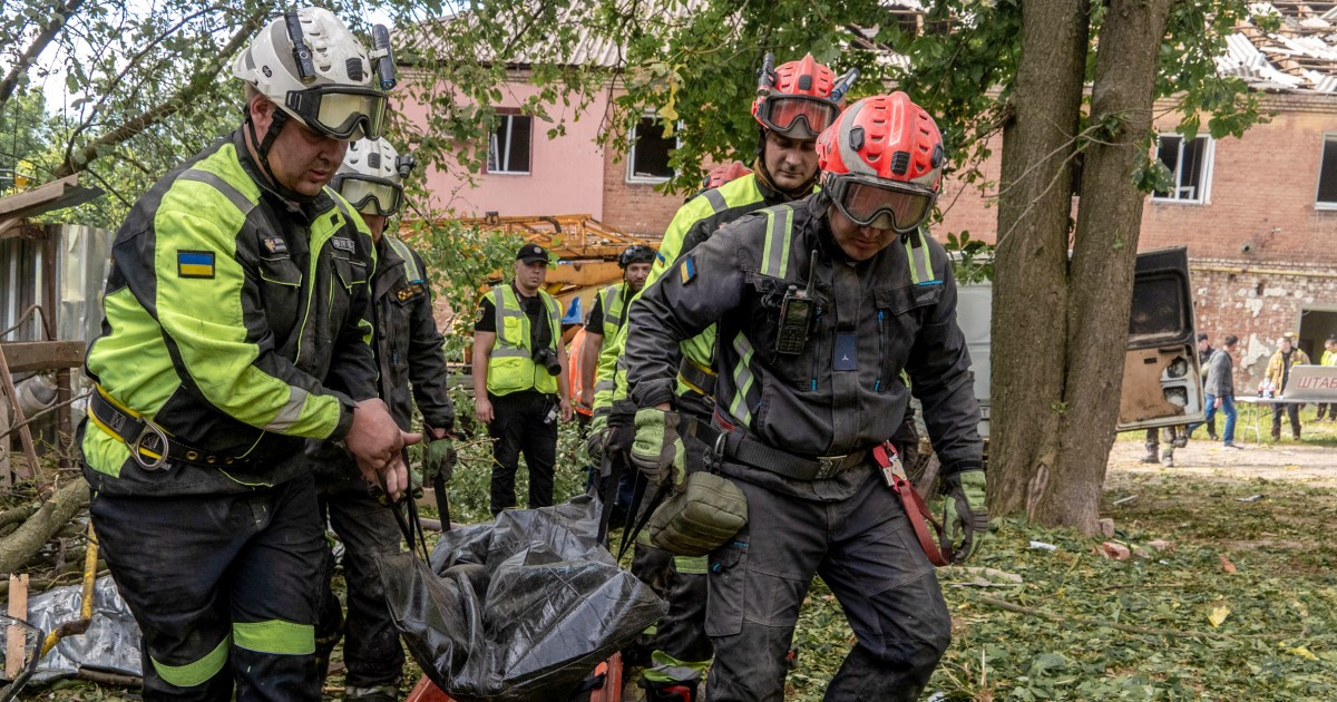 Russia strikes an apartment building in the Ukrainian city of Kharkiv and 1 person is killed
