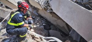 6.7 million people affected by Venezuela earthquakes, UN says, locals plead for more aid