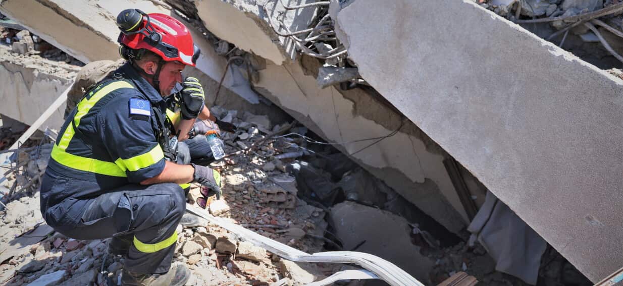 6.7 million people affected by Venezuela earthquakes, UN says, locals plead for more aid
