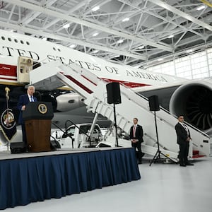 Trump visits his new luxury Air Force One, a gift from the Qatari royal family
