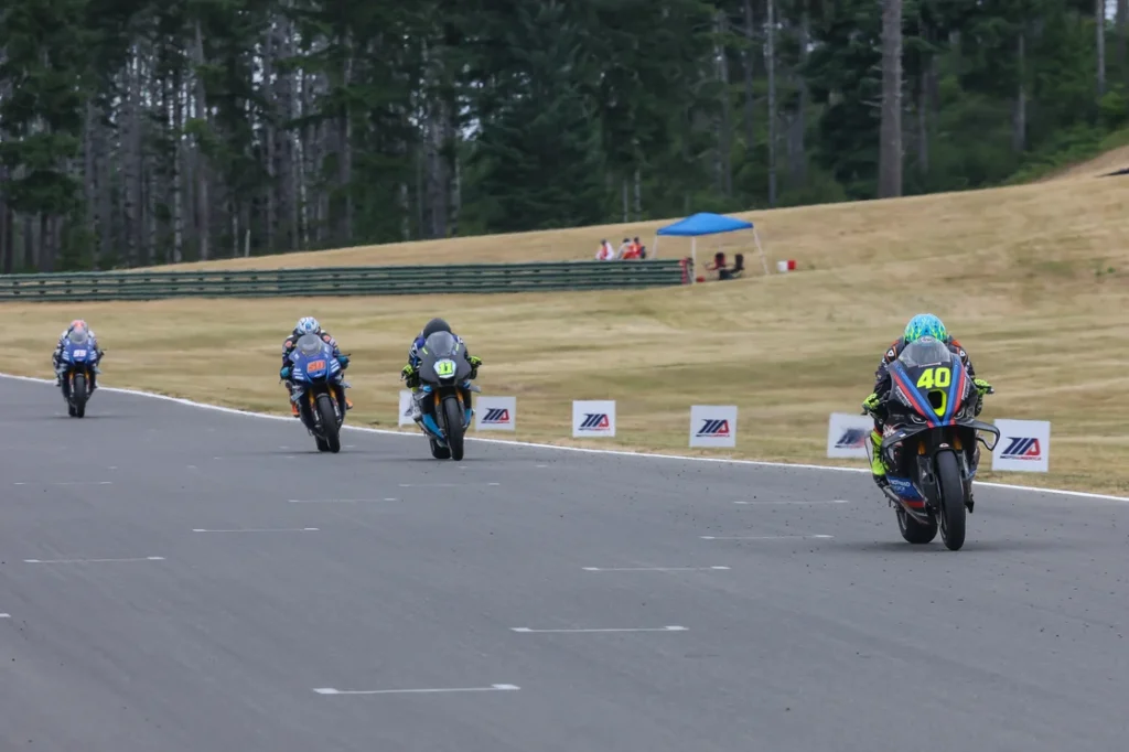 MotoAmerica: SDK Says “Outta My Way” In Last Lap Quad Lock Superbike Race 2 Thriller