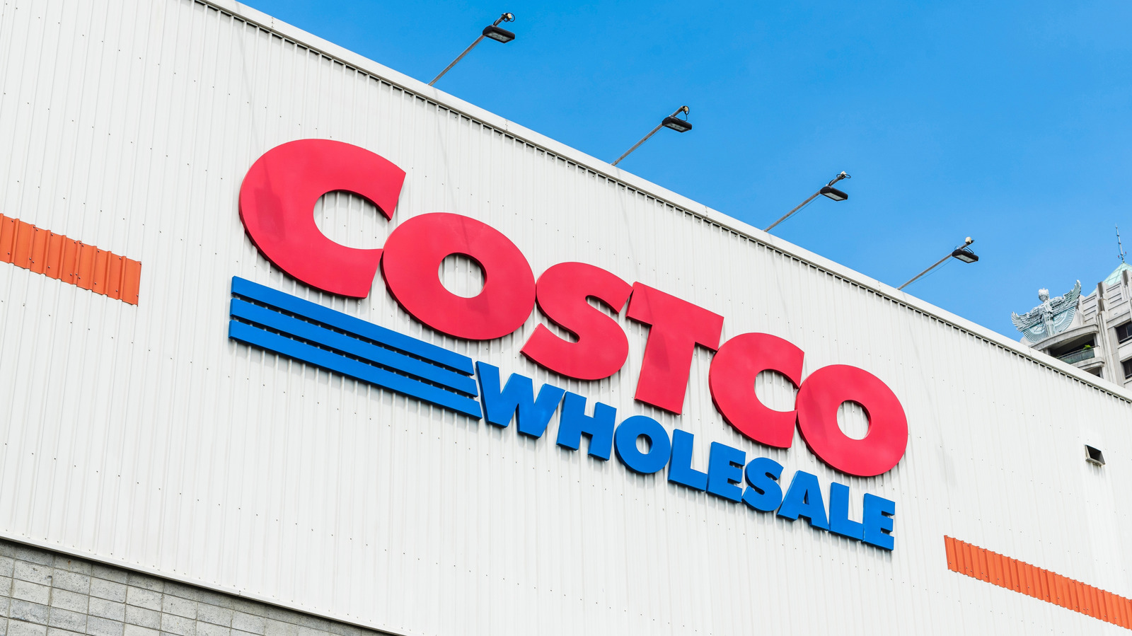 6 Portable Entertainment Gadgets To Buy From Costco (And 5 To Skip)