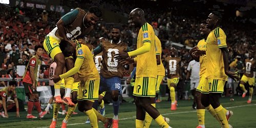 South Africa stun South Korea to make World Cup history
